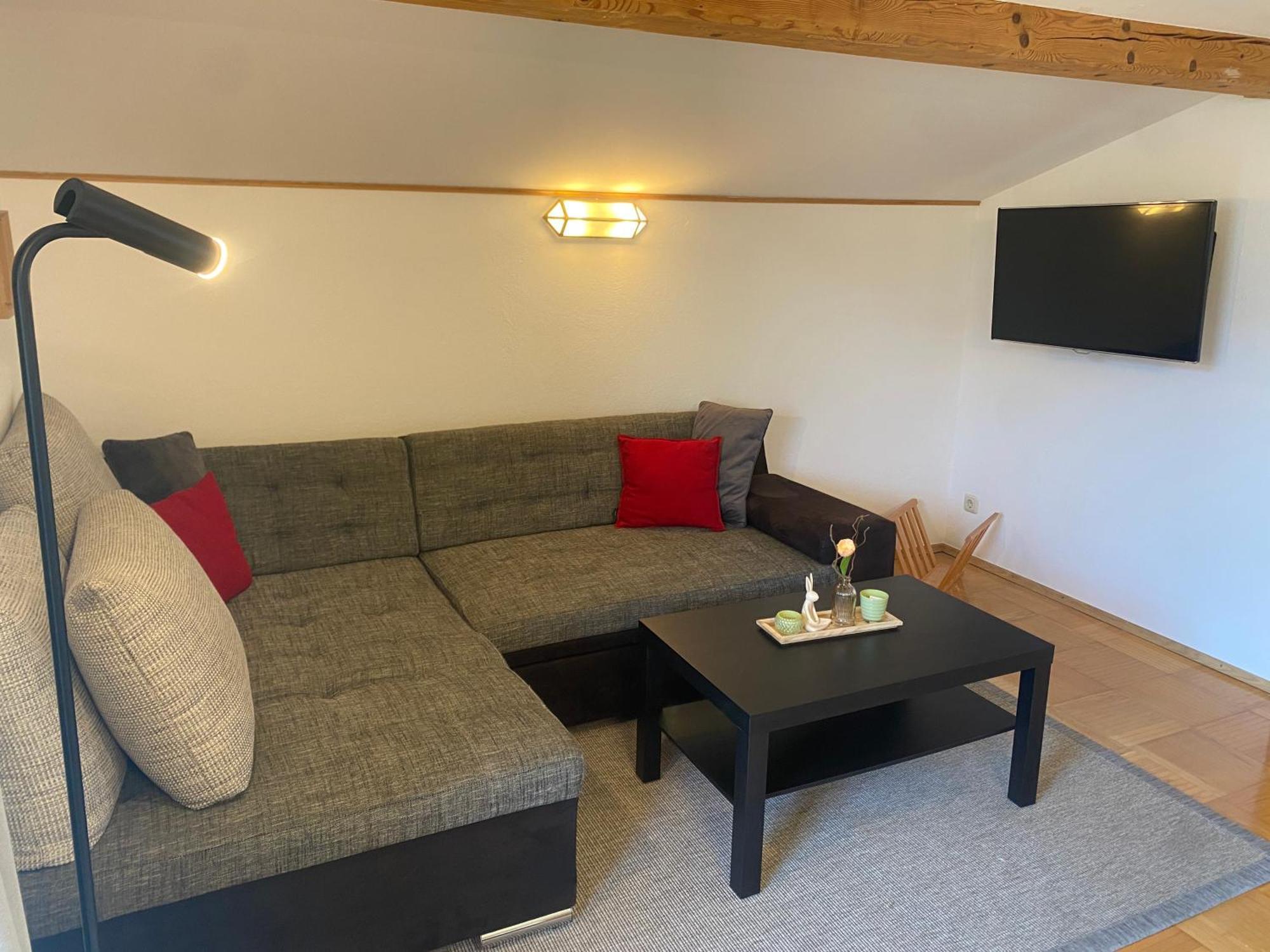Ferienwohnung Diwoky Санкт Гильген Экстерьер фото